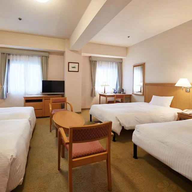 Pacific, Deluxe, Quadruple، Pacific Hotel Okinawa 1/8