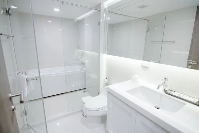 غرفة بريميوم بسرير كينج وسرير فردي، Hope Land Hotel & Residence Sukhumvit 8 6/7