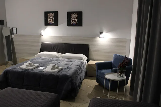 غرفة كومفورت رباعية بسرير كوين وسريرين منفصلين، Hotel Trieste 3/7