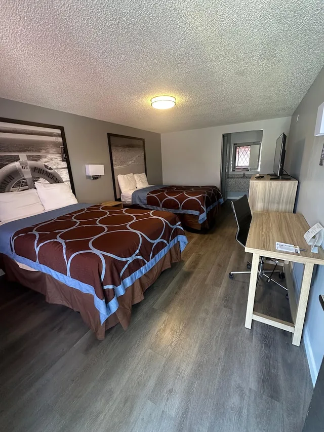 غرفة ديلوكس بسريرين مزدوجين للمدخنين، Super 8 By Wyndham Lantana West Palm Beach 8/10