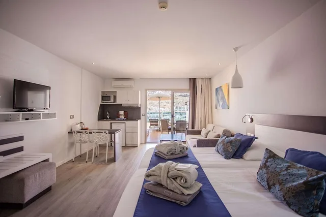 Tower, Junior Suite, Superior, Single, Twin Beds, Balcony، Servatur Casablanca Suites & Spa - Adults Only 7/10