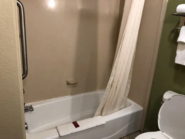 Suite, 3 Queen Beds, Best Western Sea World/Lackland AFB NW Hotel Suites 9/10