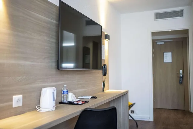 غرفة قياسية بسرير كوين، Golden Tulip Troyes 5/5