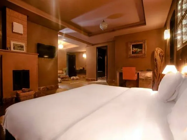 جناح جونيور بسرير كوين، Fellah Hotel 1/3