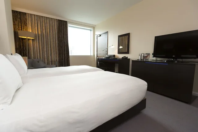 غرفة قياسية بسريرين منفصلين، Hilton London Canary Wharf 5/9