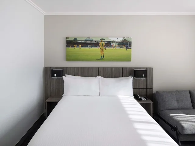 غرفة سوبيريور بسرير كوين لذوي الإعاقة، Mercure Sydney Bankstown 5/8