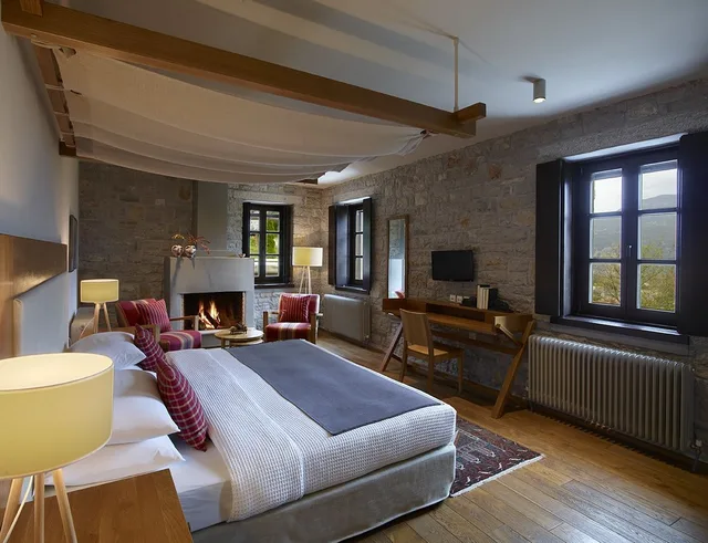 Honeymoon, Suite, King Bed, Outdoor Jetted Tub, Aristi Mountain Resort Hotel And Spa 1/4