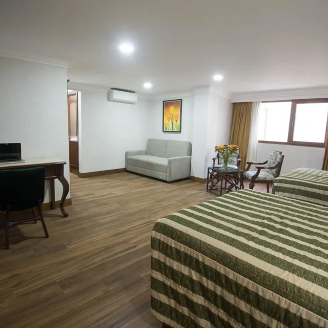 جناح بسرير مزدوج، Casino Plaza Guadalajara 7/10