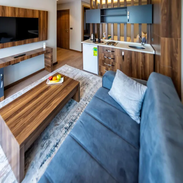 غرفة بسرير مزدوج بشرفة، Ferah Suites Hotel 1/3