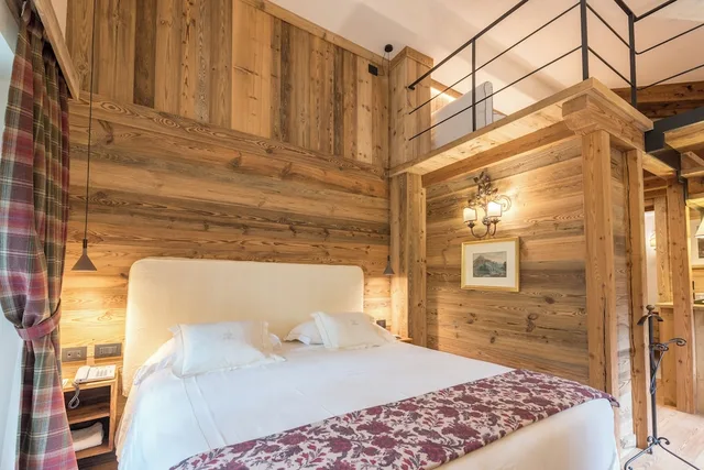 جناح جونيور بسريرين منفصلين بشرفة، AUBERGE DE LA MAISON 1/10