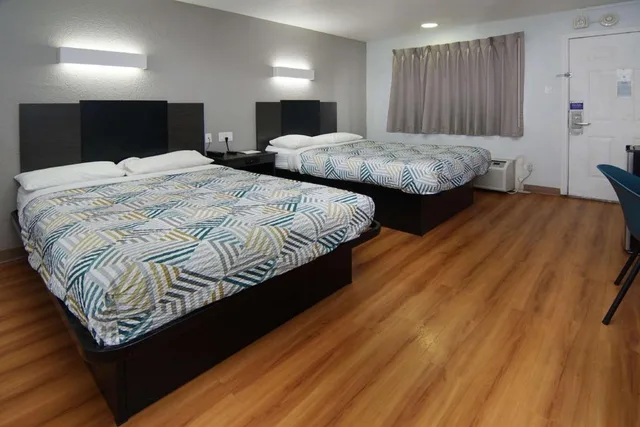 2 Full Beds - Non-Smoking, Micfridge، Motel6 Red Oak, TX - Dallas 3/6