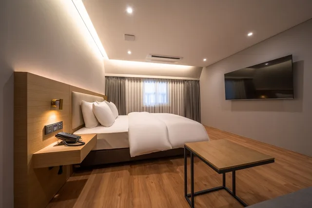 جناح بسرير كينج، Comfort inn Yeouido 2/3