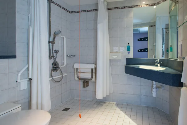 غرفة قياسية بسرير فردي، Holiday Inn Express London Wandsworth 1/2