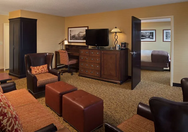 جناح بسرير كينج، The Park Vista A Doubletree By Hilton Hotel Gatlinburg 1/1