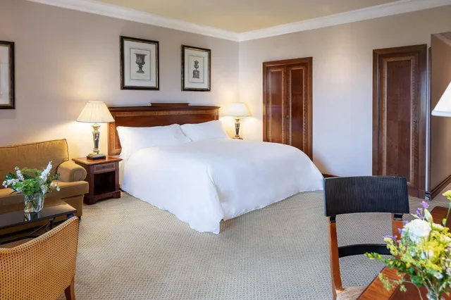 جناح جونيور بسرير كينج، Intercontinental Madrid 6/7