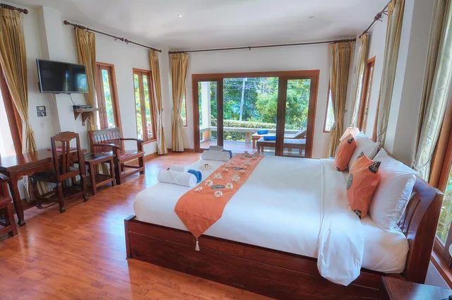 Bungalow, King Bed, Garden View, Khanom Hill Resort 1/4