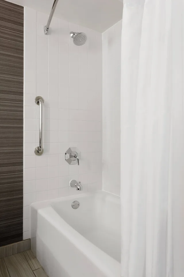 غرفة بسريرين مزدوجين، Newark Liberty International Airport Marriott 6/8