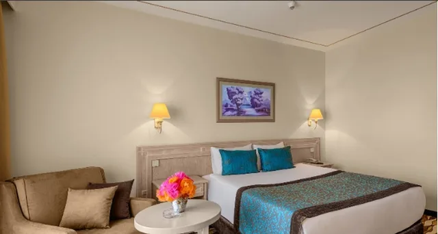 غرفة قياسية بإطلالة على الحديقة، Kimeros Ma Biche Hotel And Thalasso 2/2