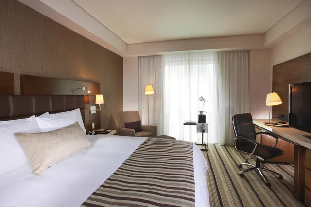 غرفة ديلوكس بسرير كينج بإطلالة على المدينة، JW Marriott Hotel Mexico City Santa Fe 1/10