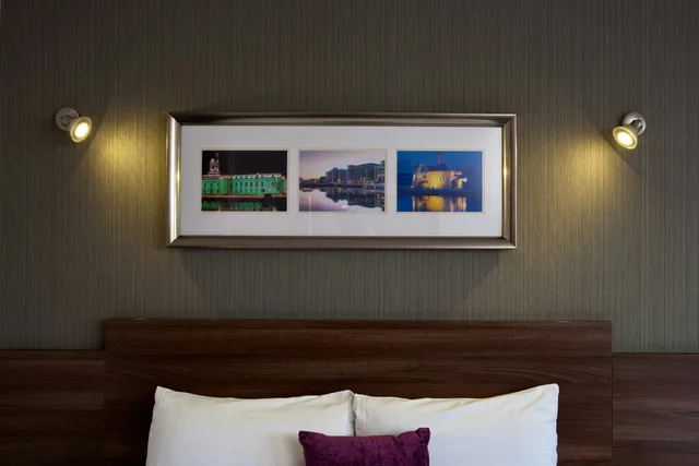 غرفة عائلية، Leonardo Hotel Cork 1/2
