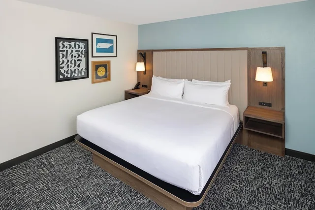 غرفة ديلوكس بسرير كينج، Doubletree By Hilton Hotel Jackson 1/10