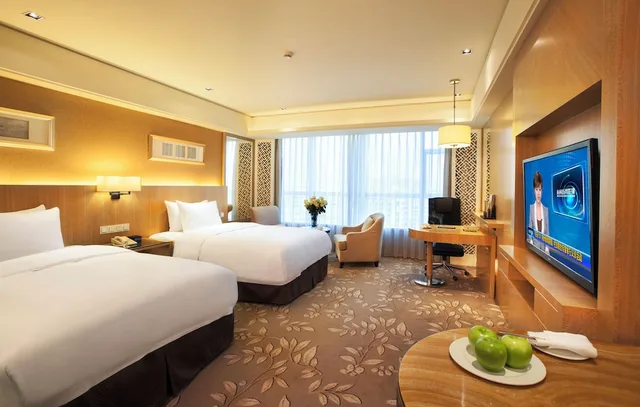 Deluxe Twin Bed Room, Quanzhou C&D Hotel 7/10