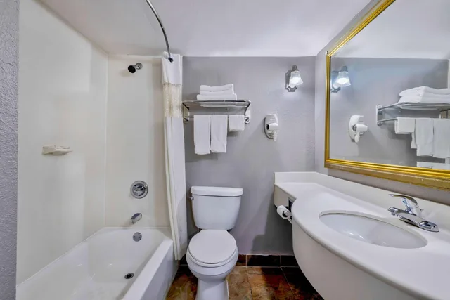 غرفة بسريرين كوين، Motel6 Harrisburg, PA – Near PA Expo Center 4/5