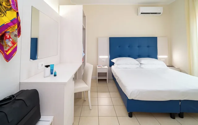 غرفة بسرير مزدوج أو سريرين منفصلين، Hotel Riviera 2/8