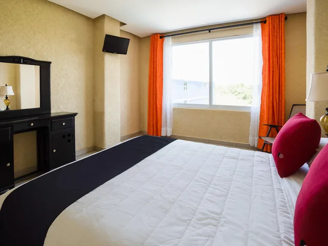 standard, Capital O Hotel Los Caracoles 4/6