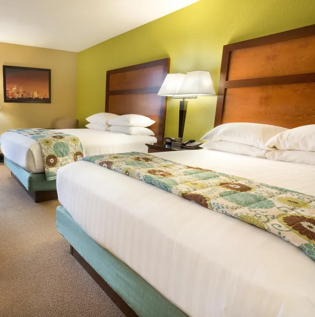 غرفة ديلوكس بسريرين كوين، Drury Inn & Suites Near the Galleria Houston 3/5