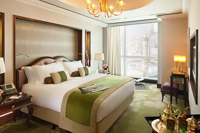 2 Bedrooms, Royal, Suite, Partial Kaaba View، فندق قصر مكة رافلز(Raffles Makkah Palace) 6/8