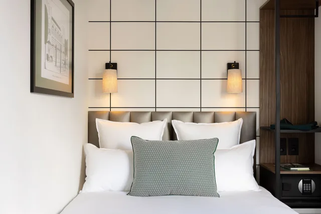 غرفة عائلية بسرير كوين وسرير فردي بغرفتي نوم، Hotel Moderniste 5/6