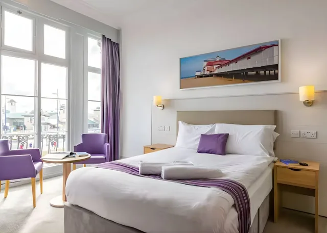 غرفة سوبيريور بسرير مزدوج، Carlton Hotel 1/5