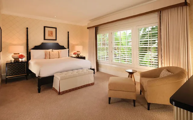 Bungalow, King Bed, The Beverly Hills Hotel 1/3