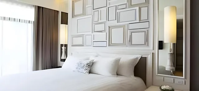 Room, King Bed, Balcony, U Sathorn Bangkok Hotel 2/2