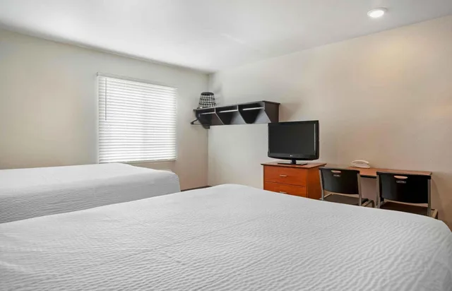 غرفة بسريرين مزدوجين، Extended Stay America Select Suites - Phoenix - Peoria - Sun City 2/5