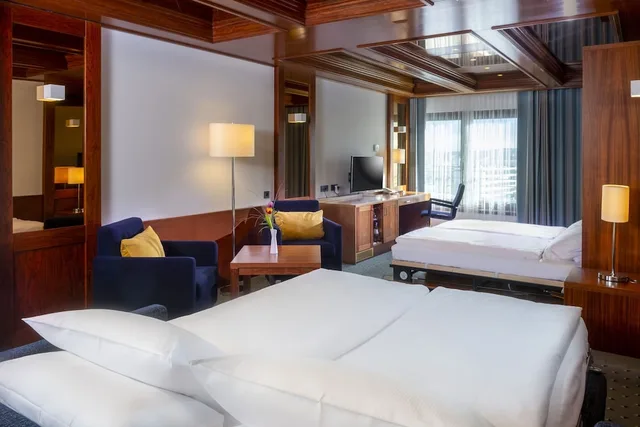 Superior, Family, Murphy Bed, Sofa، Maritim Hotel Darmstadt 1/6