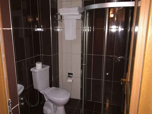 غرفة قياسية ثلاثية بثلاثة أسرّة، Karayel Hotel 5/5