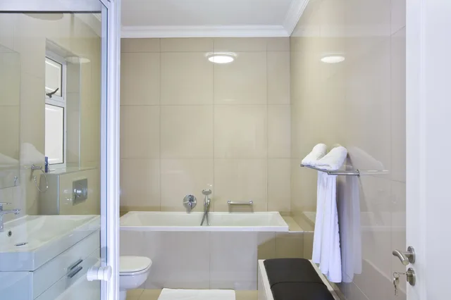 غرفة تنفيذية بسرير مزدوج بإطلالة على البحر، Atlantic Villa Boutique Guesthouse 8/10