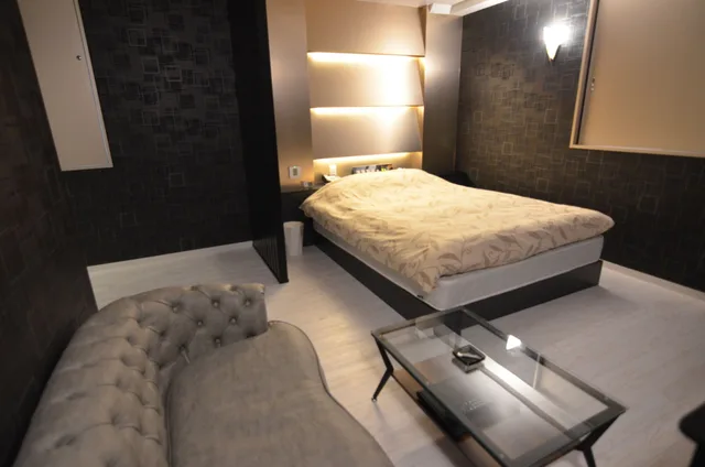 غرفة فاخرة بسرير كوين للمدخنين، Hotel Gran Villa 4/10