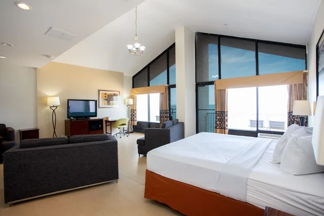 Suite, King Bed, Ocean Front، Aqua Vista Resort Hotel 1/4