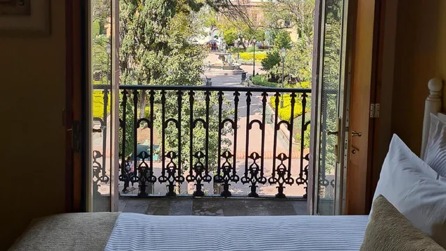 Room, Twin Beds, City View, Gran Hotel de Queretaro 4/5