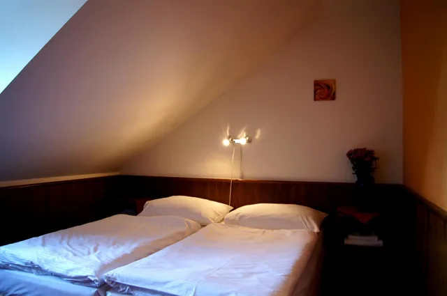 غرفة قياسية بسرير مزدوج أو سريرين منفصلين، Floret Hotel 3/10