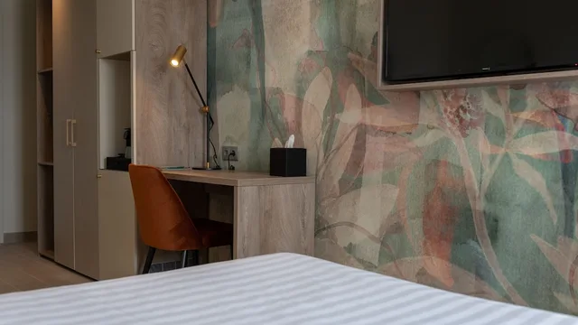 غرفة بسرير كينج بإطلالة على المرفأ، Harbor Hotel and Casino Curacao 2/3