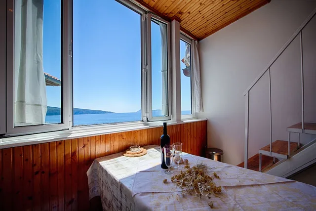غرفة ثلاثية بثلاثة أسرّة، Mira Seafront Guesthouse 3/5
