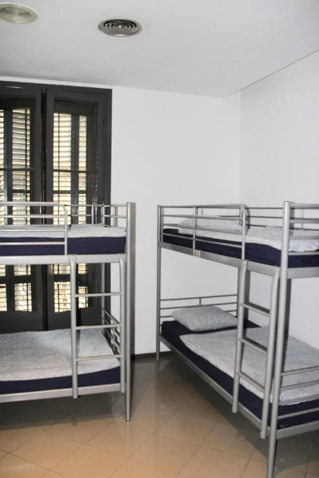 سكن مشترك مختلط بثمانية أسرّة، Alternative Creative Youth Hostel Barcelona 1/1