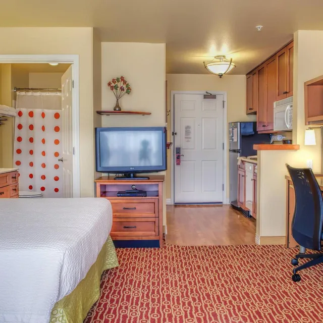 استوديو بسرير كوين مع أريكة بحوض استحمام لذوي الإعاقة، Towneplace Suites Las Cruces 6/8