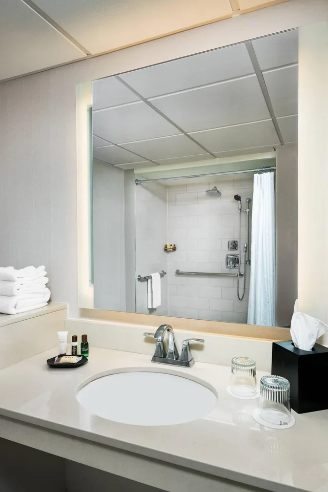 غرفة بسرير كينج، Memphis Riverline Hotel 3/4