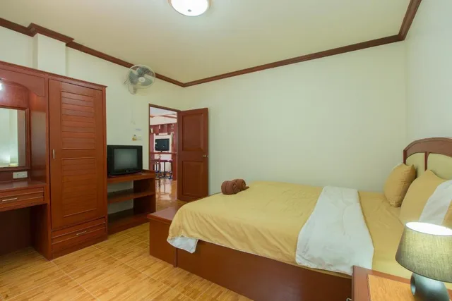 شقة بشرفة، Patong Rai Rom Yen Resort SHA 1/3