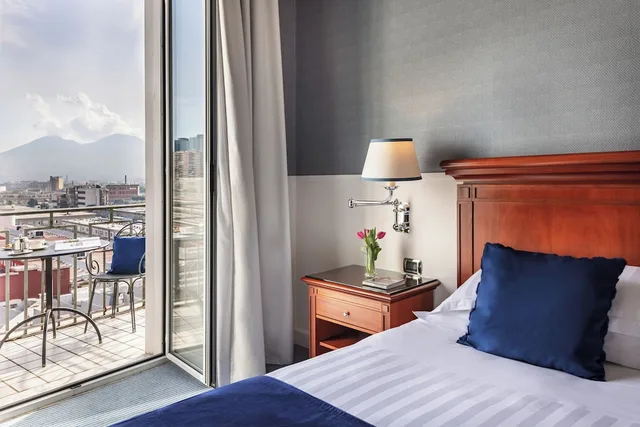 Superior, Double Bed, Volcano View، Starhotels Terminus 9/10